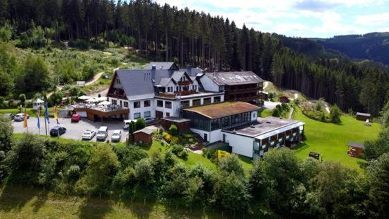 וילינגן Wald Hotel Willingen מראה חיצוני תמונה